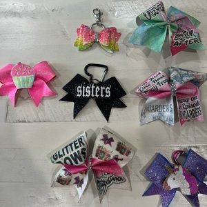 Cheerleading competition backpack keychain bows - lot of 7
